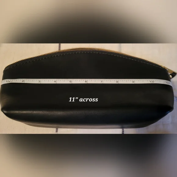 Portland Leather Goods Black Leather Tote Bag + Makeup Bag - Picture 13 of 16